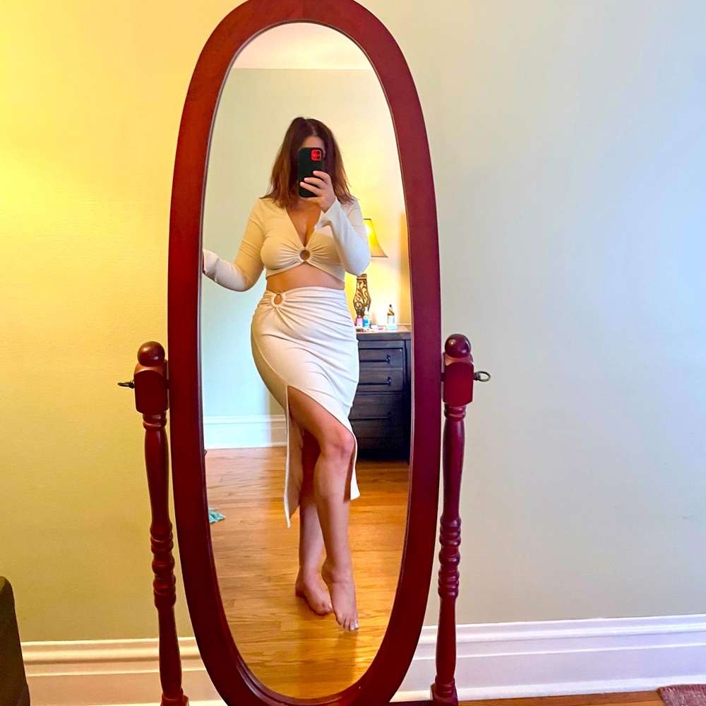 2 piece sexy skirt & top brand is a botique online called shop xo , brand FOREq